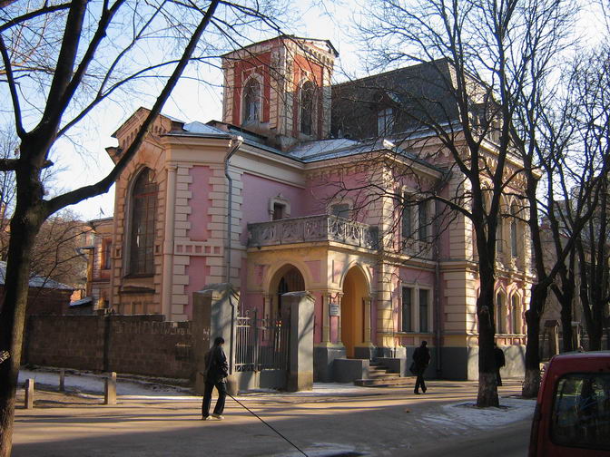 Дом 11 на Максимилиановской (Ольминского) в Харькове