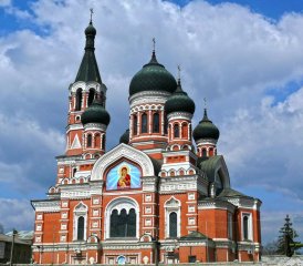 Трехсвятительская церковь (Гольберговская)