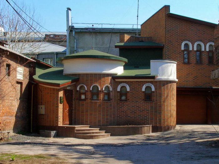 пер.Ивана Дубового, необычный дом пер.Ивана Дубового, необычный дом