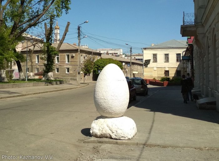 Яйцо на Конторской (ранее Красноармейская) Яйцо на Конторской (ранее Красноармейская)
