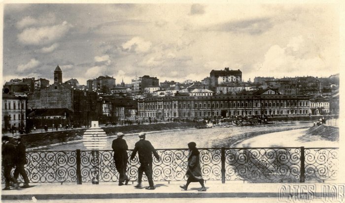 Харьковская набережная в 1933 году Харьковская набережная в 1933 году
