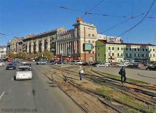 Площадь Павловская (ранее розы Люксембург)