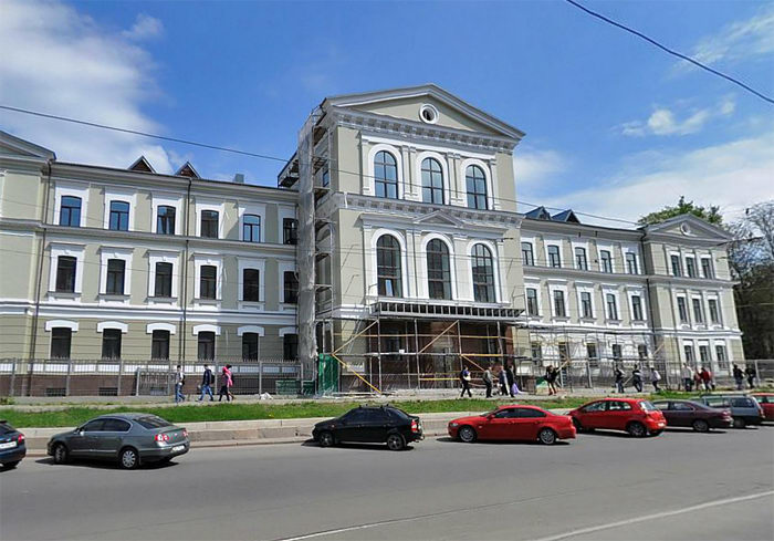 Здание 13 на проспекте Правды Здание 13 на проспекте Правды