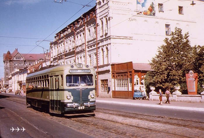 Харьков в 1959 г. Трамвай на Свердлова (сейчас - Полтавский Шлях) Харьков в 1959 г. Трамвай на Свердлова (сейчас - Полтавский Шлях)