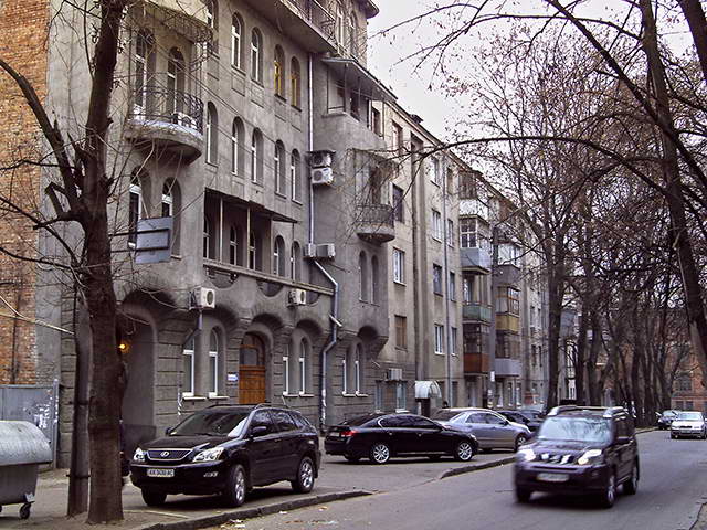 Переулок Каплуновский (Краснознамённый) в Харькове