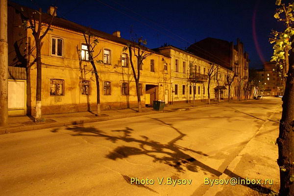 Площадь Героев Небесной Сотни (ранее - Руднева), Харьков