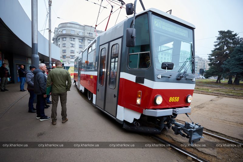 Чешский трамвай в городе Харьков